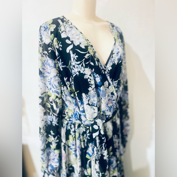 Floral maxi dress size 2X flower print - Picture 10 of 16